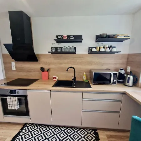 Lovely Vadas Apartamento *